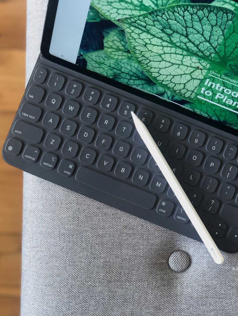 Клавиатура apple smart. Apple Smart Keyboard Folio IPAD Pro 11. Smart Keyboard Folio 12.9.